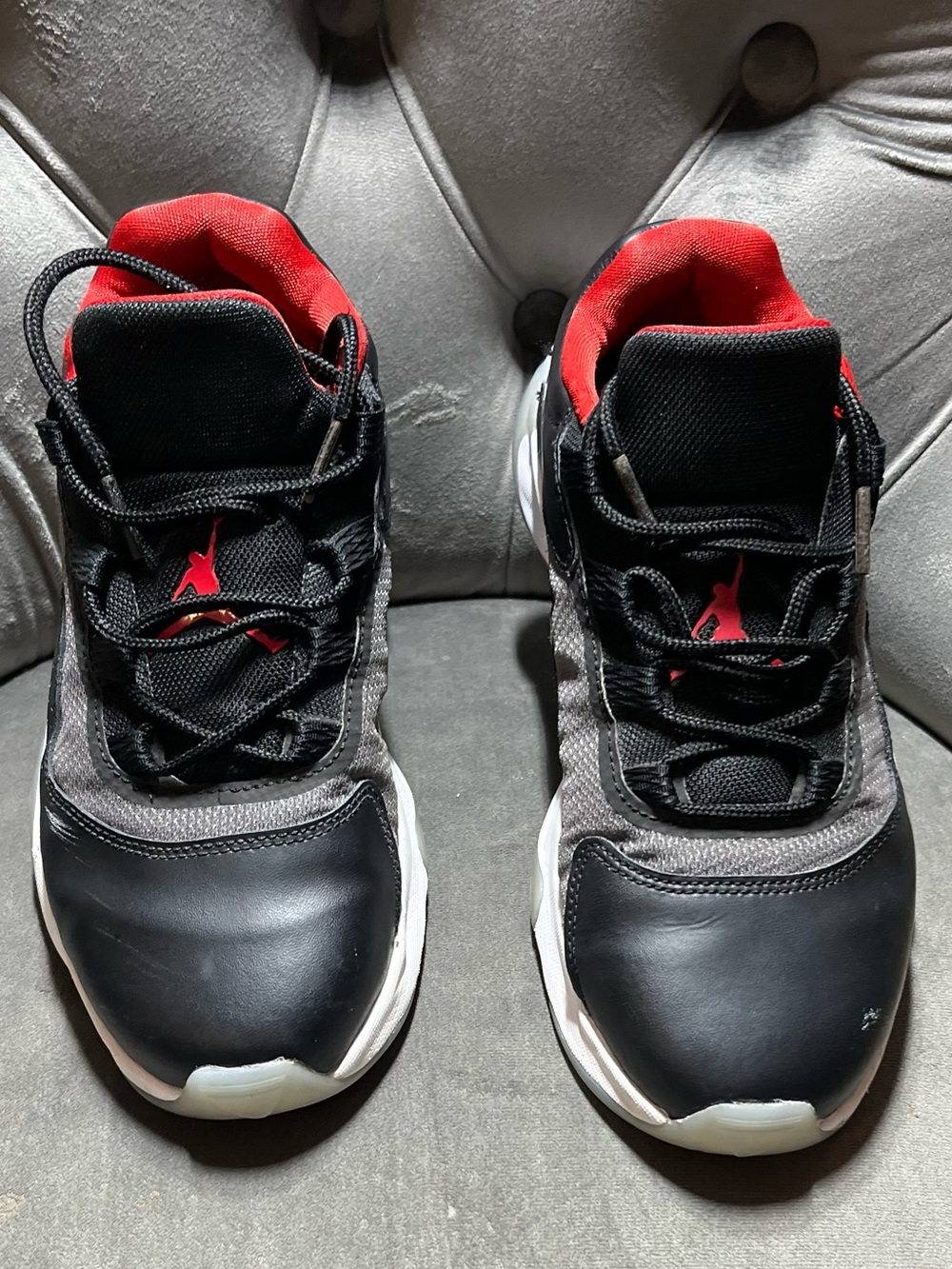 Jordan Low-Top Sneakers in Black and Red